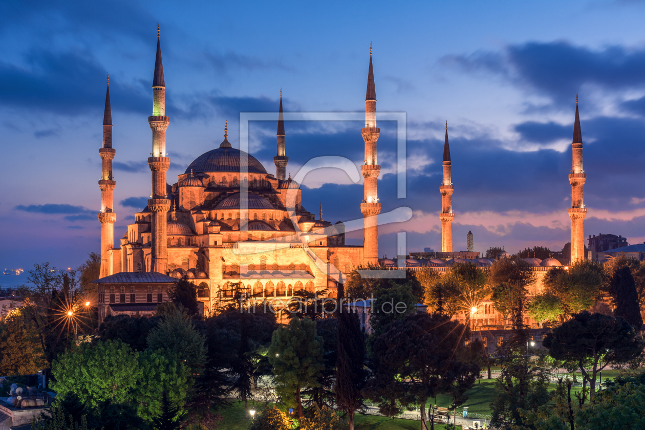 Bild-Nr.: 11498296 Istanbul - Sultan Ahmed Moschee zur blauen Stunde erstellt von Jean Claude Castor