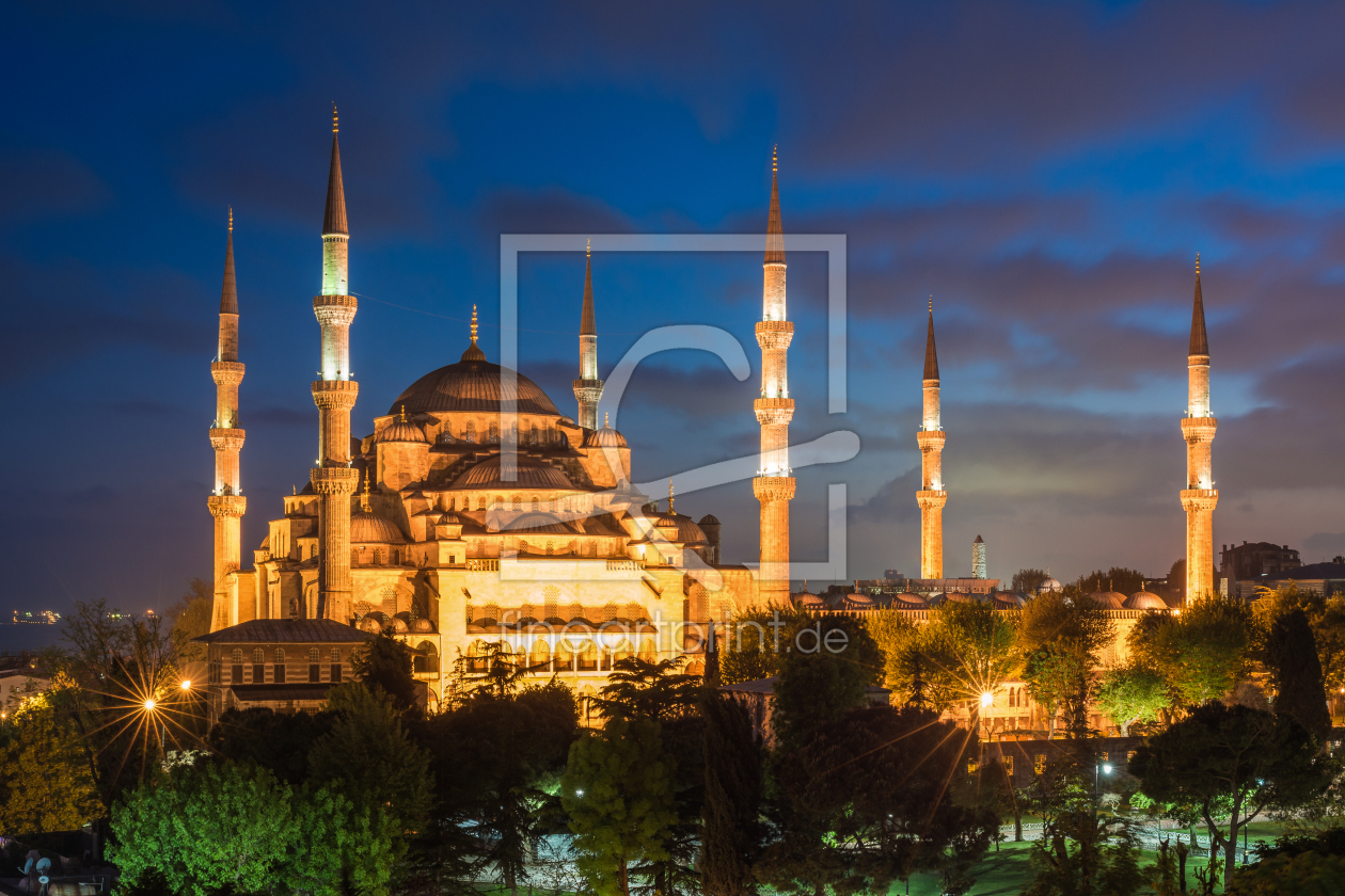 Bild-Nr.: 11498302 Istanbul - Sultan Ahmed Moschee zur blauen Stunde erstellt von Jean Claude Castor