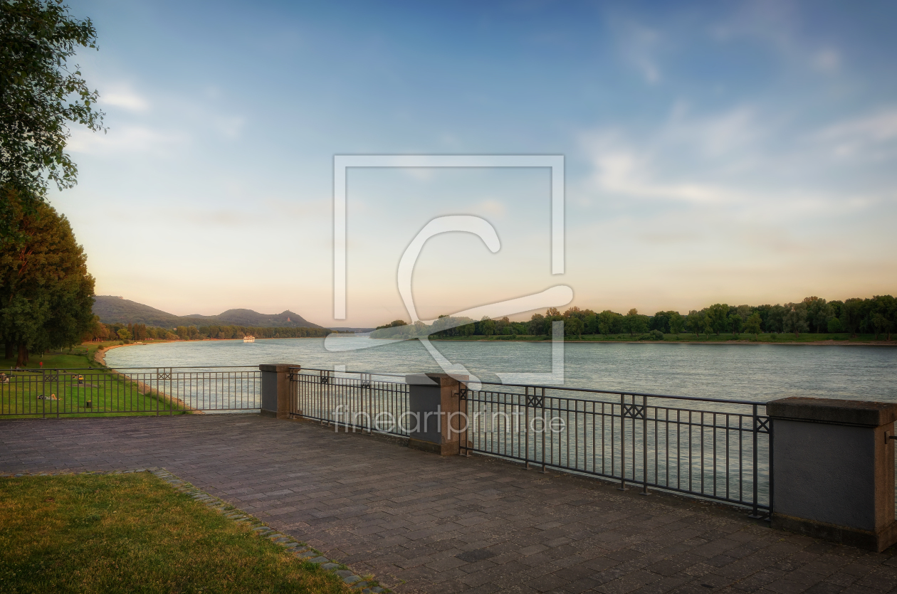 Bild-Nr.: 11513482 sanfte Abendstimmung am Rhein erstellt von Rolf Eschbach