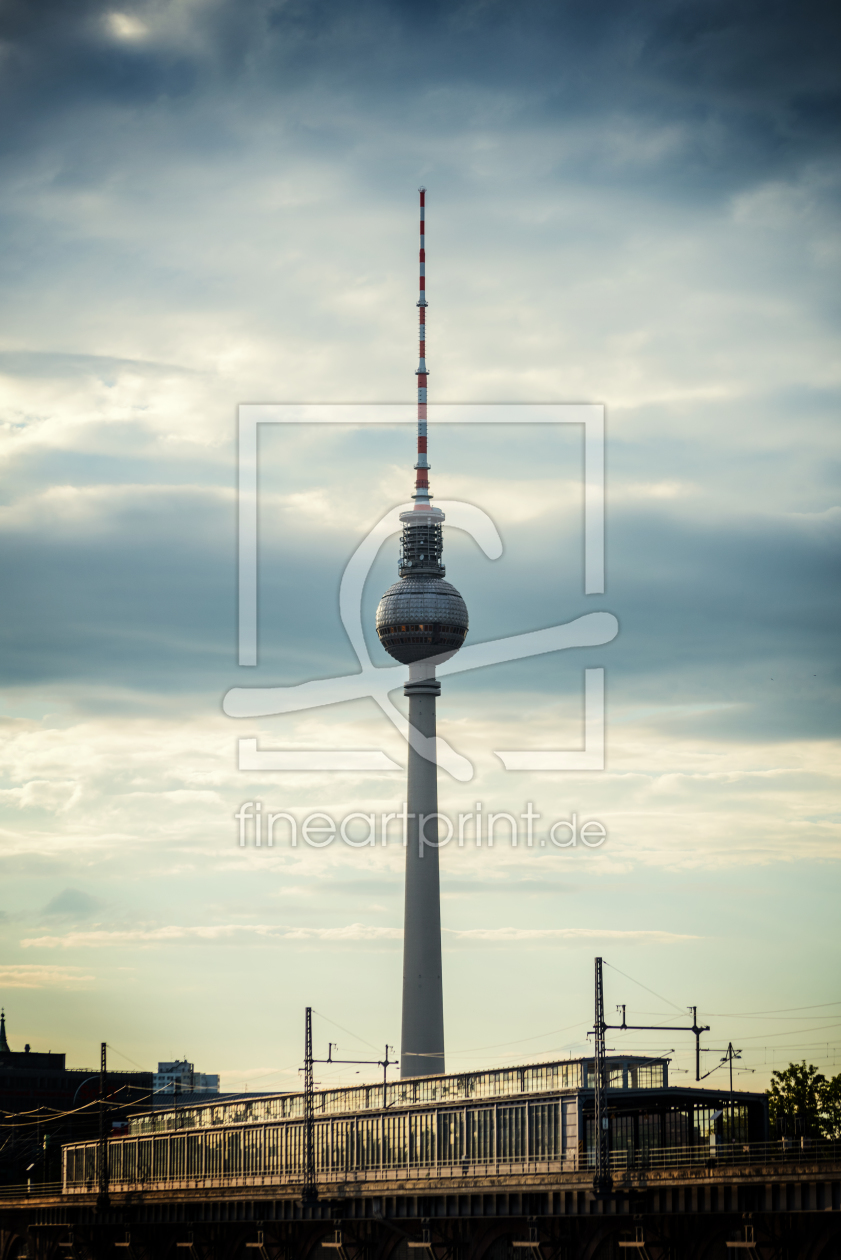 Bild-Nr.: 11514688 Berliner Fernsehturm am S-Bahnhof Jannowitzbrücke erstellt von Andrej Fangrat