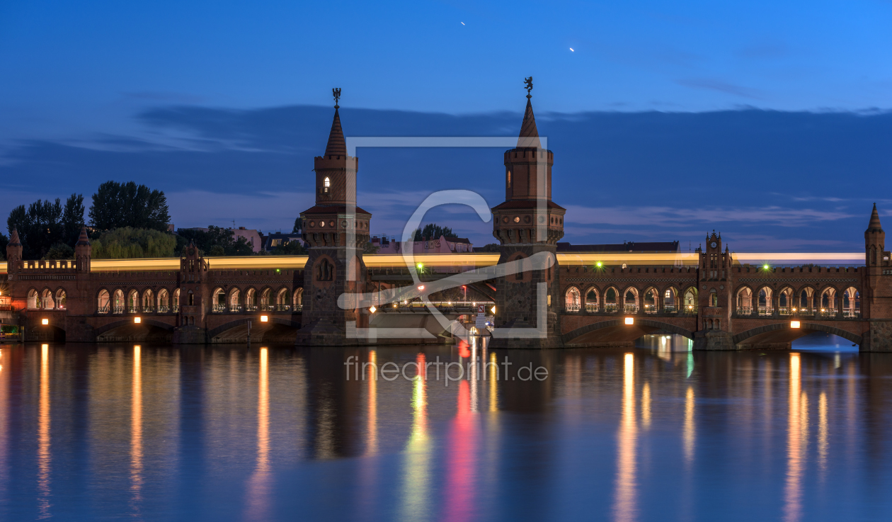 Bild-Nr.: 11525822 Berlin - Oberbaumbrücke zur blauen Stunde erstellt von Jean Claude Castor