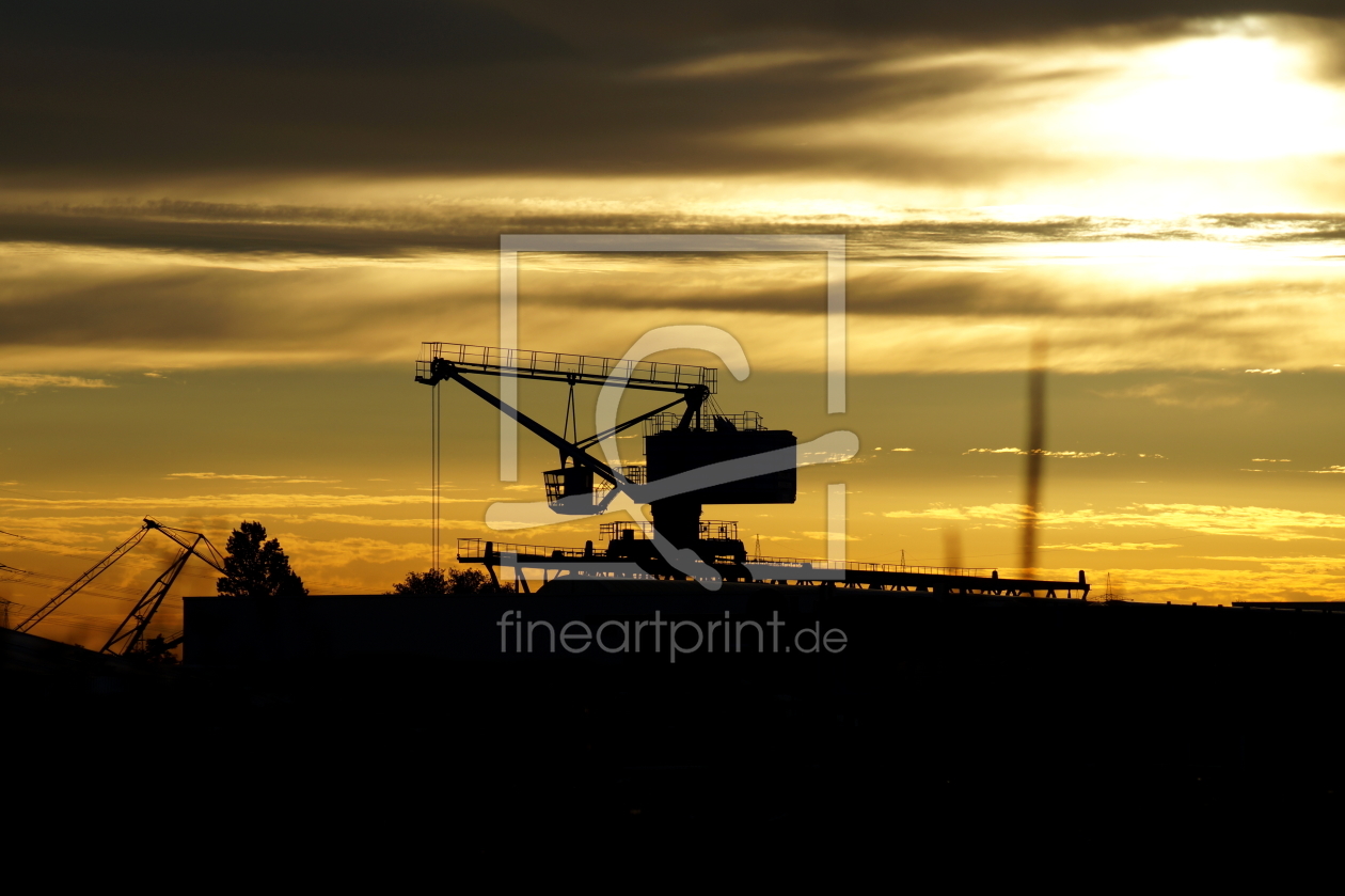 Bild-Nr.: 11533814 Sonnenaufgang in einem alten Hafen erstellt von KundenNr-291599