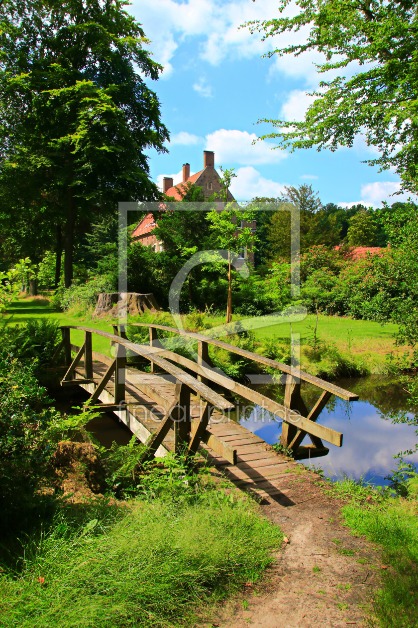 Bild-Nr.: 11535654 Die Holzbrücke erstellt von falconer59