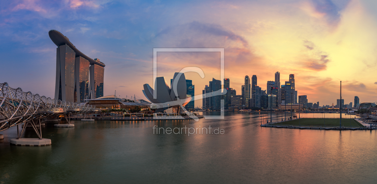 Bild-Nr.: 11555234 Singapur - Marina Bay Skyline Panorama bei Sonnenuntergang erstellt von Jean Claude Castor