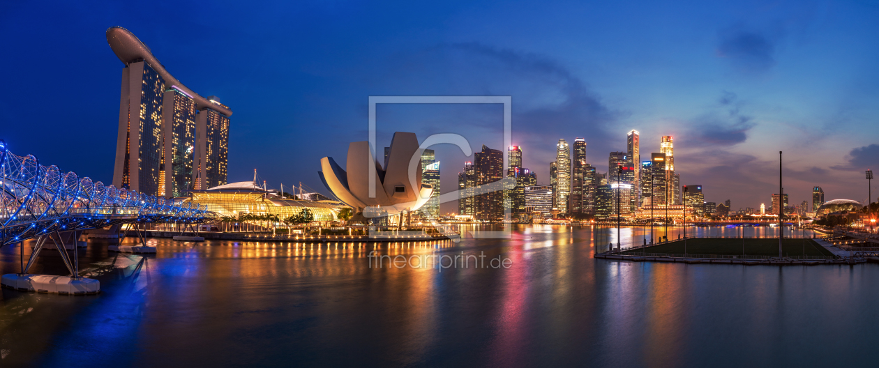 Bild-Nr.: 11555254 Singapur - Marina Bay Skyline Panorama zur blauen Stunde erstellt von Jean Claude Castor