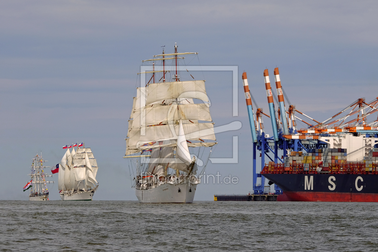 Bild-Nr.: 11555824  Einlaufen beim Sail_In_Bremerhafen 2015  erstellt von Ostfriese