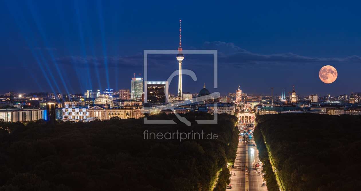 Bild-Nr.: 11585644 Berlin - Skyline Panorama mit Supermond erstellt von Jean Claude Castor