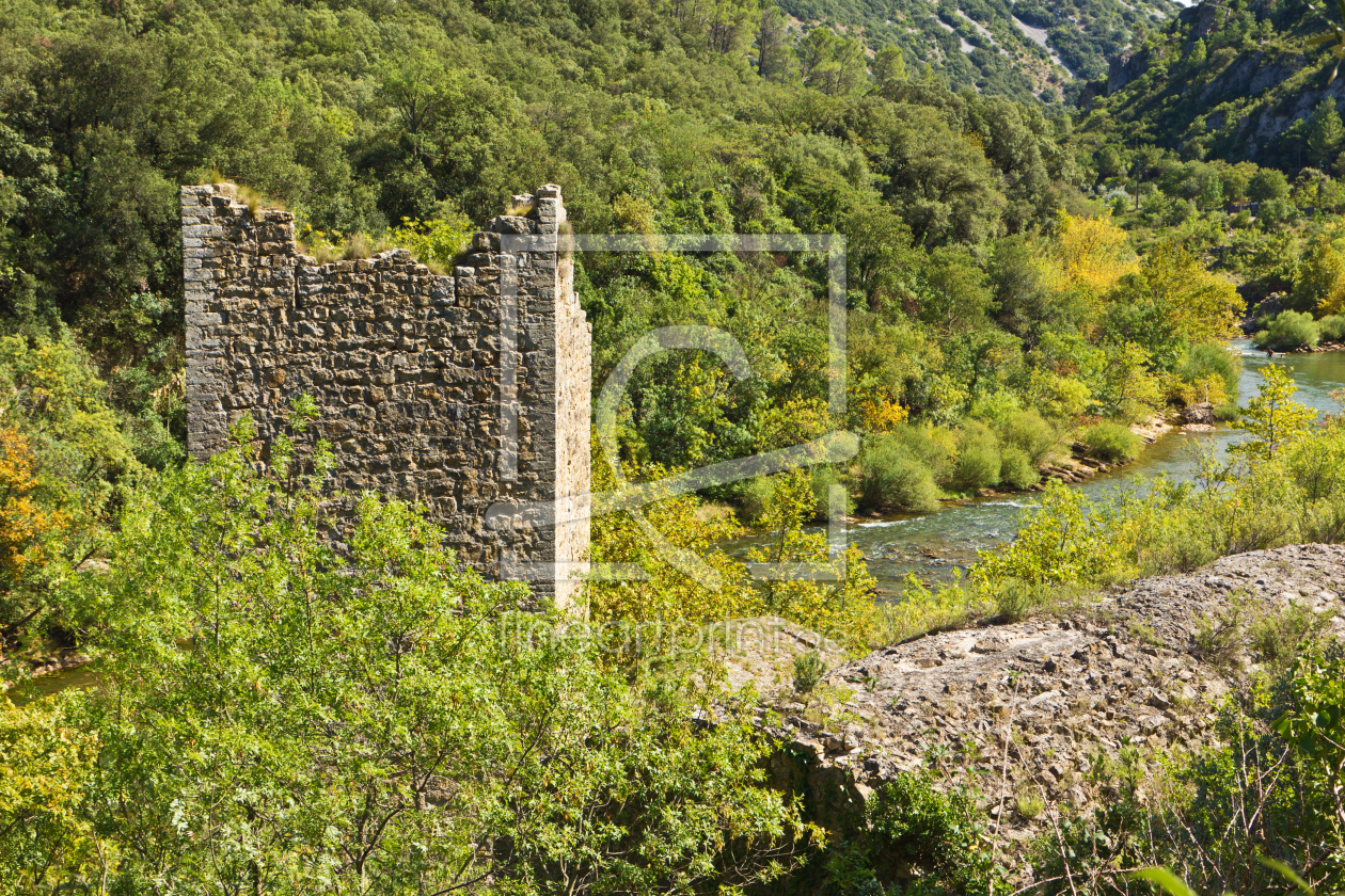 Bild-Nr.: 11587196 Ruine bei Saint Guilhem le Désert erstellt von Anja Schäfer