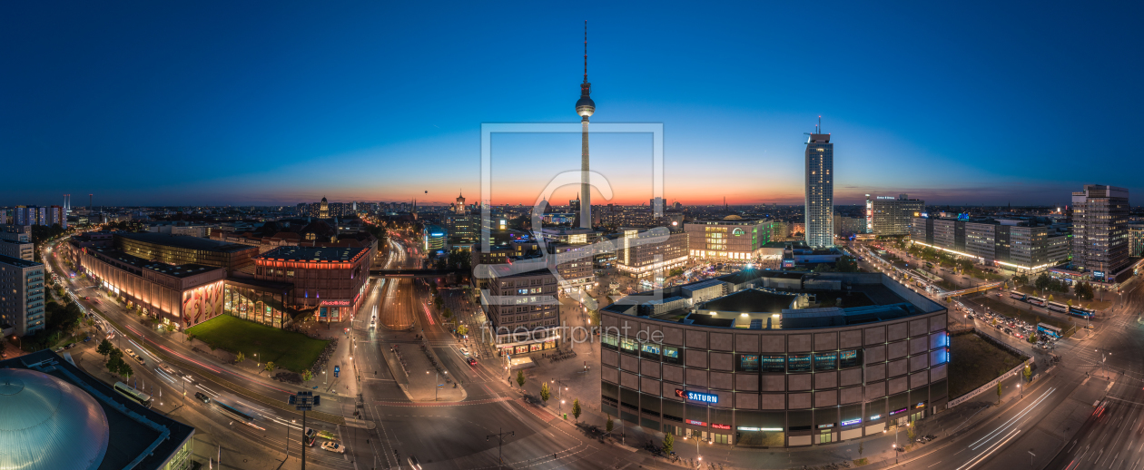 Bild-Nr.: 11599308 Berlin - Skyline Panorama Alexanderplatz zur blauen Stunde erstellt von Jean Claude Castor