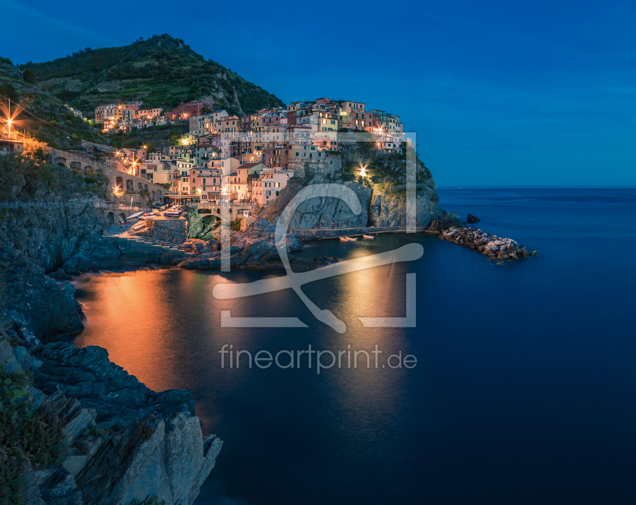 Bild-Nr.: 11599938 Cinque Terre - Manarola zur blauen Stunde erstellt von Jean Claude Castor