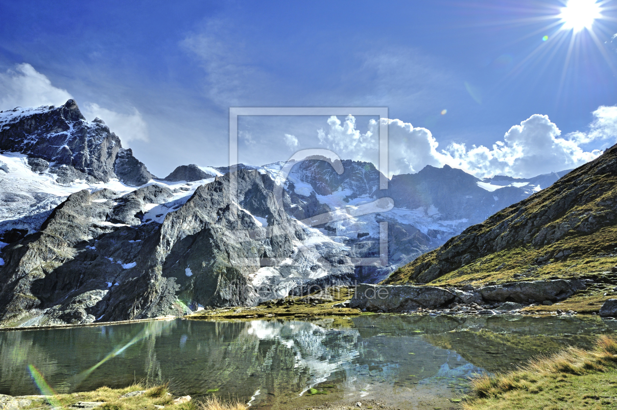 Bild-Nr.: 11616943 Lichtüberflutete Berge erstellt von KundenNr-160338