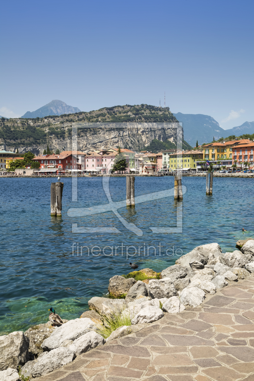 Bild-Nr.: 11617121 GARDASEE Uferpromenade von Torbole  erstellt von Melanie Viola