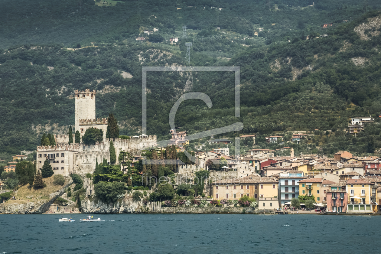 Bild-Nr.: 11623053 MALCESINE Altstadt und Skaligerkastell erstellt von Melanie Viola