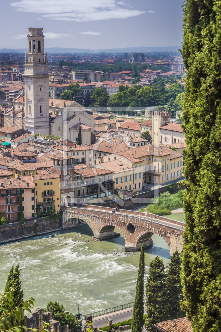 Bild-Nr.: 11630689 VERONA Blick auf die Altstadt & Etsch erstellt von Melanie Viola