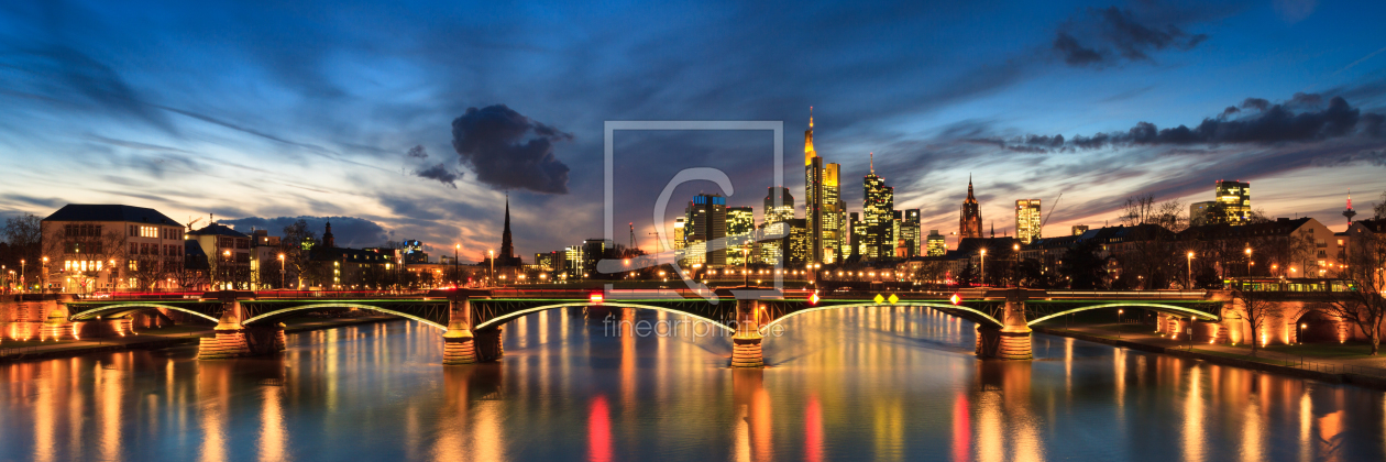 Bild-Nr.: 11709812 Panorama Skyline Frankfurt am Main in der Dämmerung erstellt von Circumnavigation