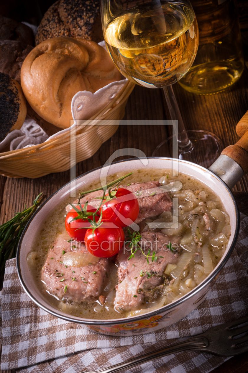 Bild-Nr.: 11714146 fried Fricandeau with onion erstellt von Dar1930