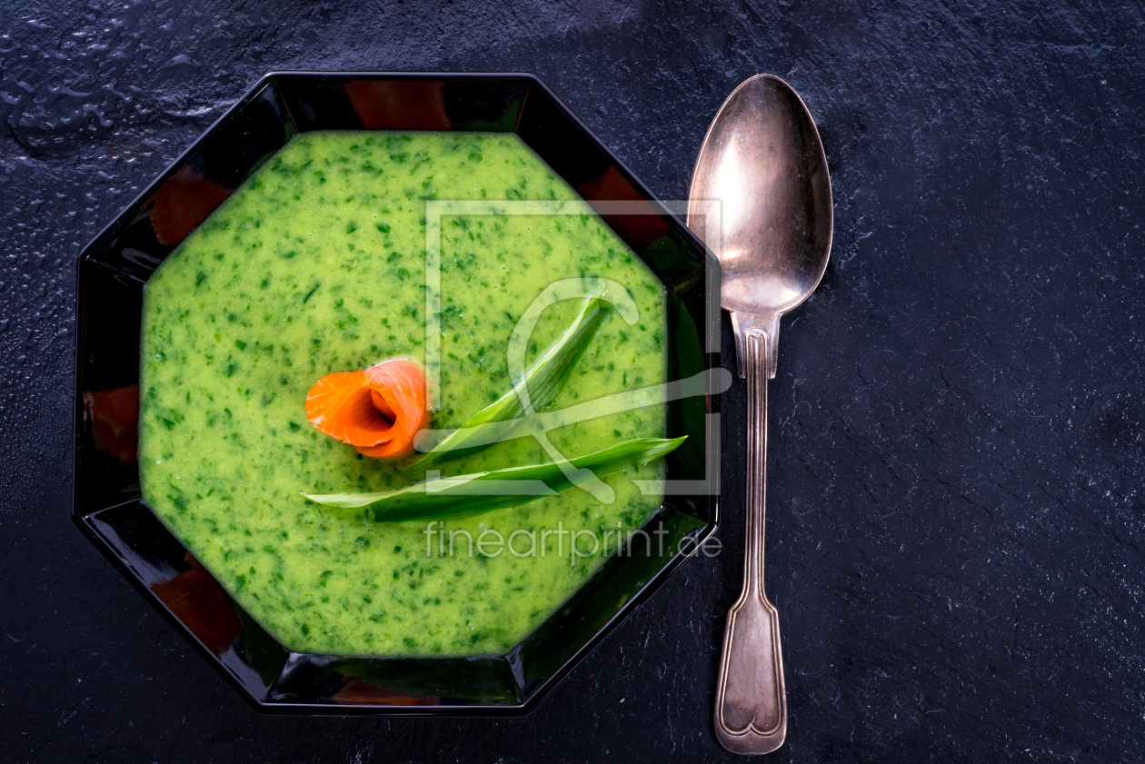 Bild-Nr.: 11714160 wild garlic soup with salmon erstellt von Dar1930