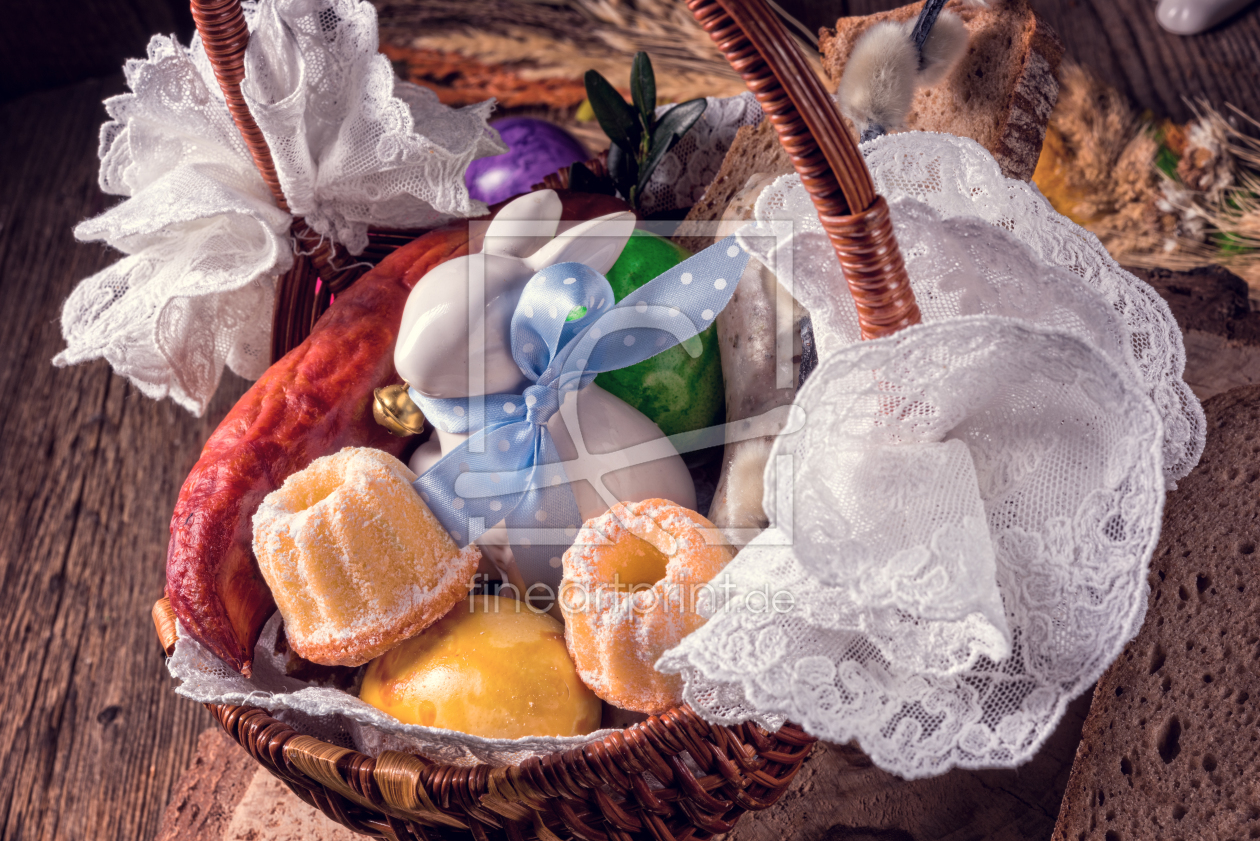 Bild-Nr.: 11714224 Traditional Easter basket with food erstellt von Dar1930