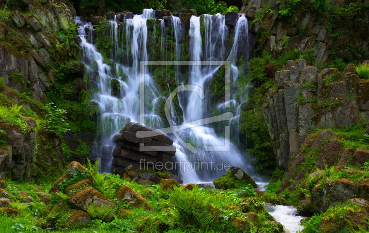 Bild-Nr.: 11757982 Wasserfall im Park erstellt von Tanja Riedel