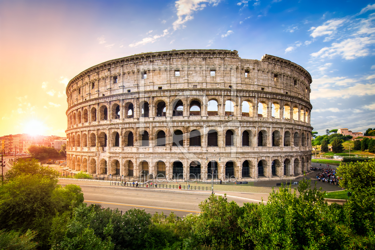 Das Kolosseum in Rom Italien als Leinwanddruck