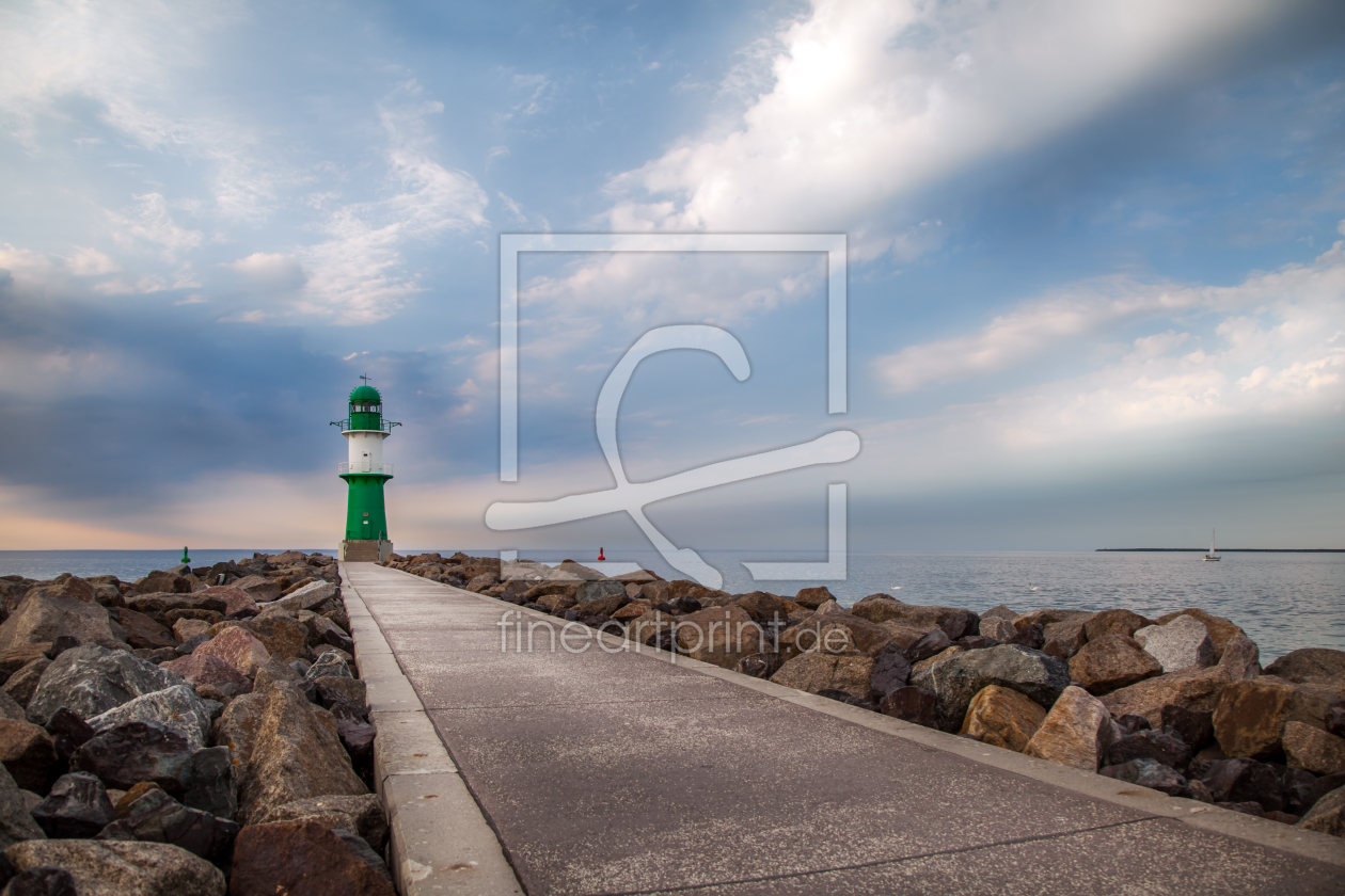 Bild-Nr.: 11764976 Mole Warnemünde Bild-Nr.: 11764976 Mole Warnemünde erstellt von FotoDeHRO