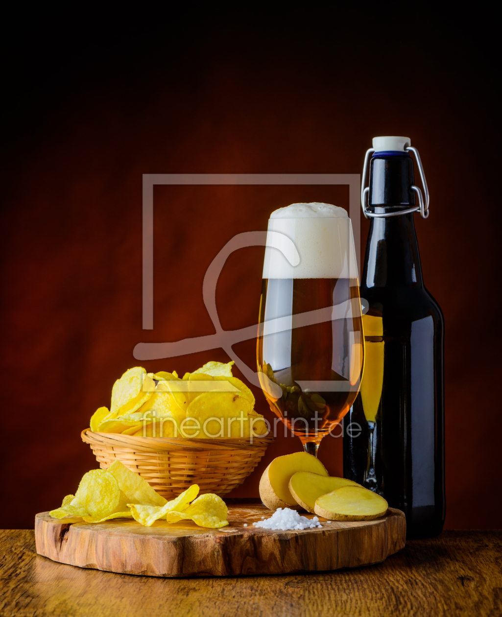 Bild-Nr.: 11772666 Bier und Kartoffelchips erstellt von xfotostudio
