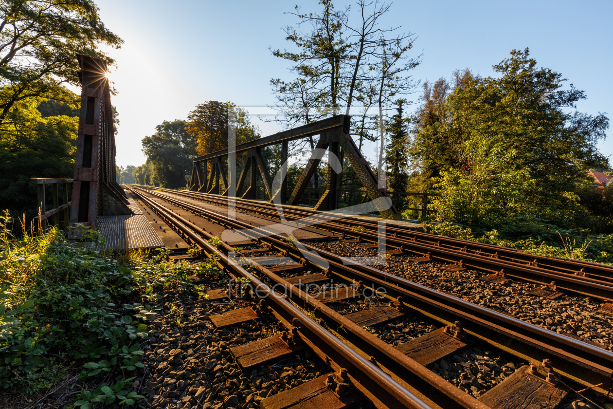 Bild-Nr.: 11805546 Morgens an den Gleisen erstellt von TomKli