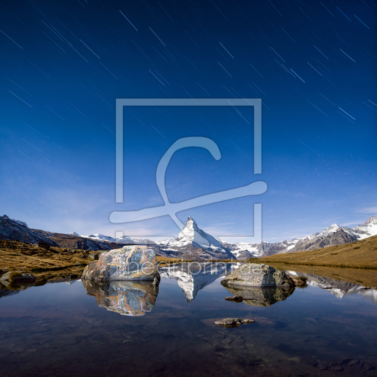 Bild-Nr.: 11807586 Stellisee und Matterhorn mit Sternenhimmel erstellt von eyetronic