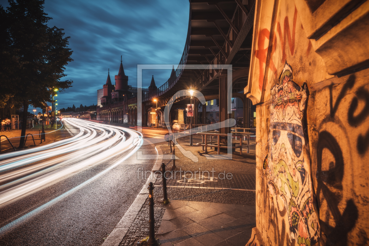 Bild-Nr.: 11810236 Berlin Oberbaumbrücke Graffiti  erstellt von Jean Claude Castor
