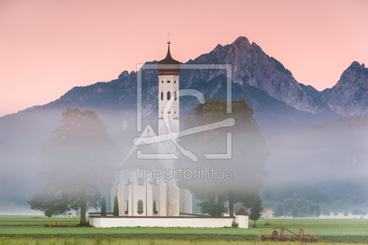 Bild-Nr.: 11817609 St. Coloman Kirche in Schwangau beim Sonnenaufgang erstellt von Byrado