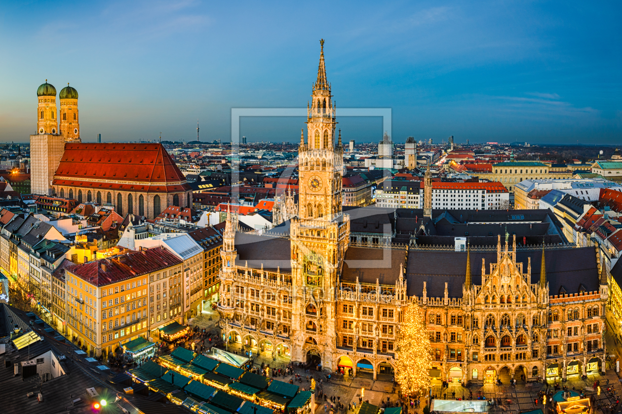 Bild-Nr.: 11821193 Marienplatz and Weihnachtsmarkt in Muenchen erstellt von Mapics