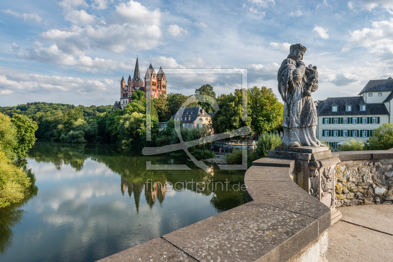 Bild-Nr.: 11829861 Nepomukstatue vor Limburger Dom 04 erstellt von Erhard Hess