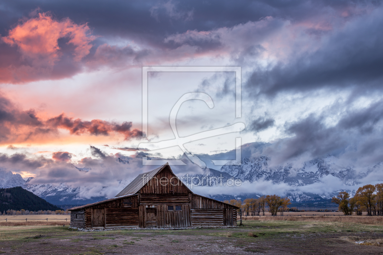 Bild-Nr.: 11839505 Moulton Barn am Abend erstellt von TomKli