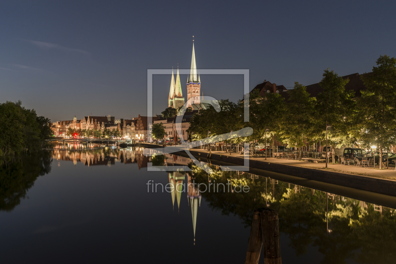 Bild-Nr.: 11846681 Obertrave in Lübeck bei Nacht erstellt von StGrafix