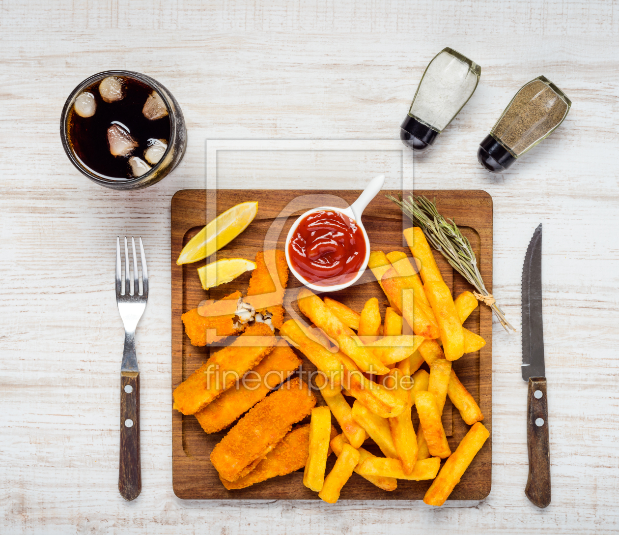 Bild-Nr.: 11857179 Pommes mit Fischstäbchen erstellt von xfotostudio