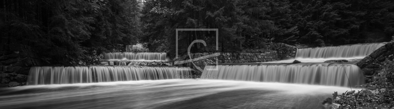 Bild-Nr.: 11862666 Kaskadierender Zusammenfluss zweier Bäche erstellt von Harry-Hennington