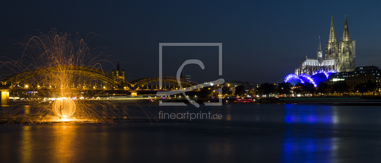 Bild-Nr.: 11889507 Lightpainting am Rhein mit Kölner Dom erstellt von Ben-Wiechmann-Photography