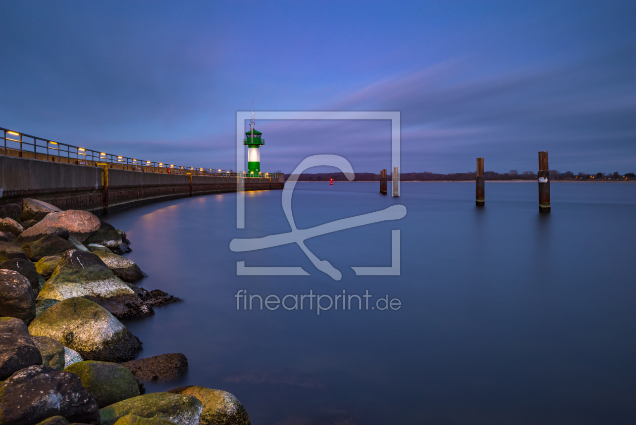 Bild-Nr.: 11893176 Leuchtturm Travemünde zur blauen Stunde erstellt von Robin-Oelschlegel-Photography