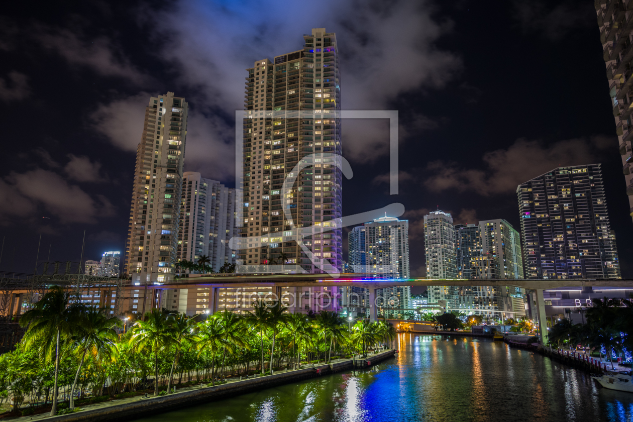 Bild-Nr.: 11898055 Miami Downtown at night! erstellt von mariohagen
