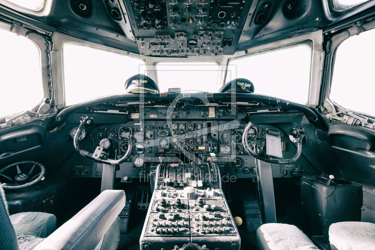 Bild-Nr.: 11904305 Cockpit DC-8 erstellt von haltelinie-de