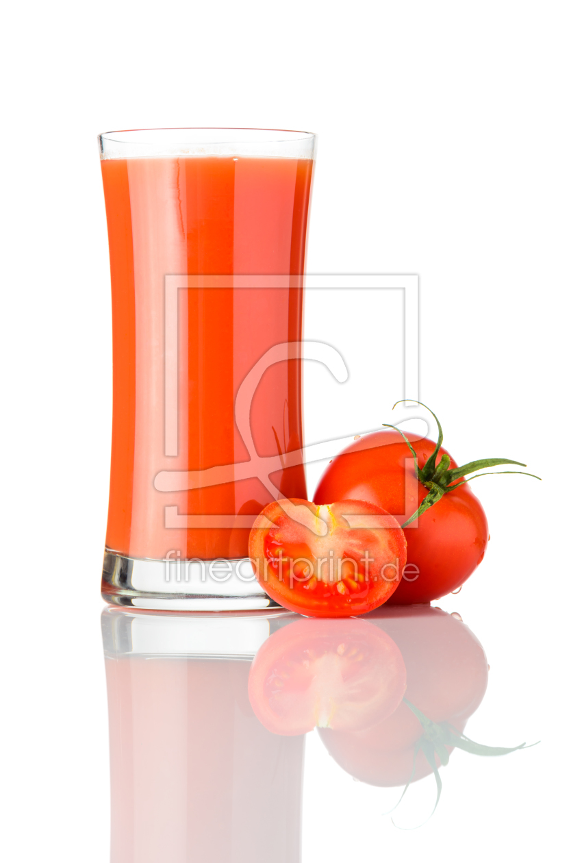 Bild-Nr.: 11906030 Tomatensaft auf Weißem Hintergrund erstellt von xfotostudio