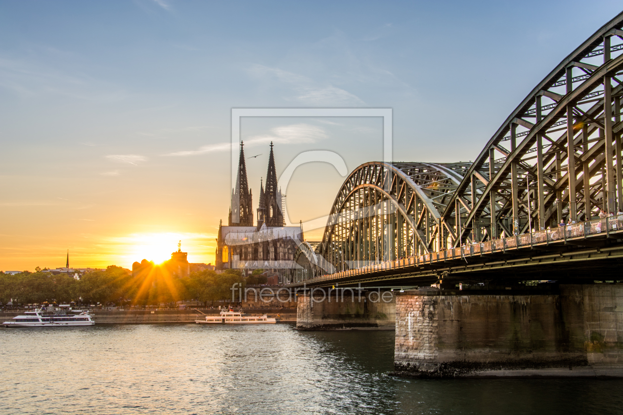 Bild-Nr.: 11906174 Kölner Dom-Hohenzollernbrücke bei Sonnenuntergang erstellt von Asvolas