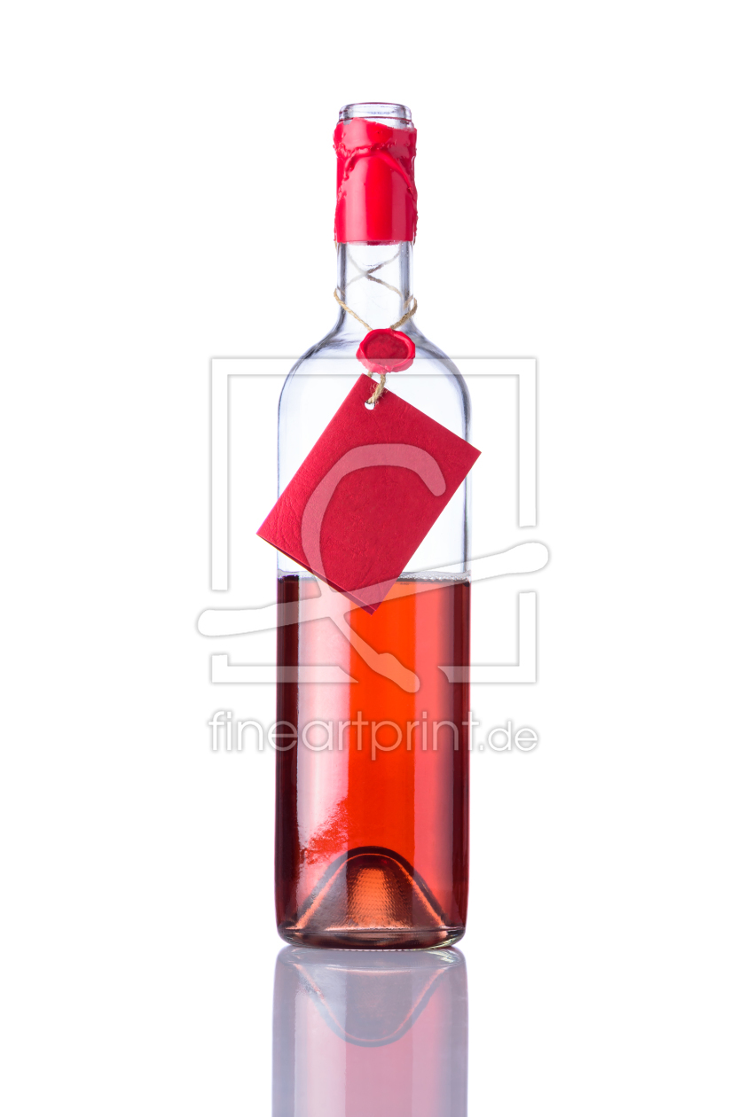 Bild-Nr.: 11909119 Offene Rose Weinflasche mit Etticket erstellt von xfotostudio