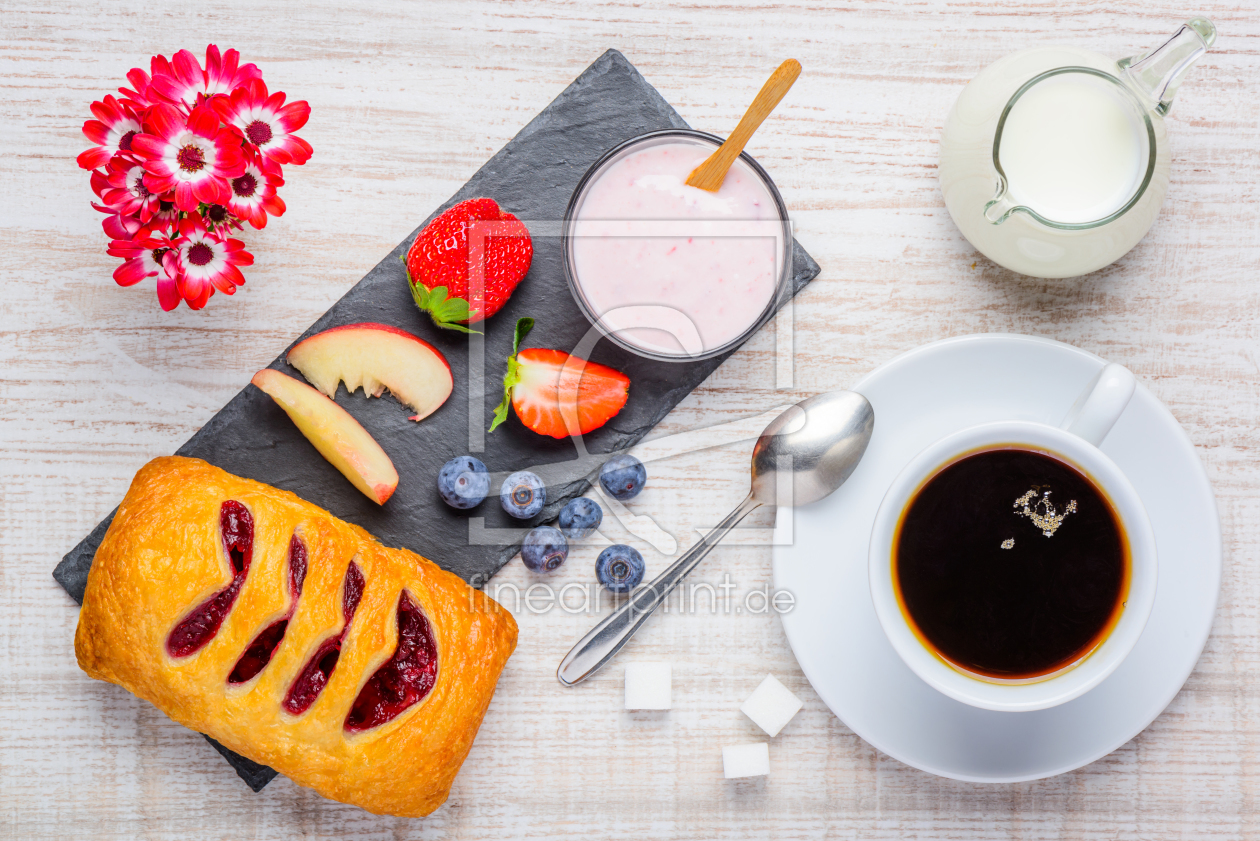 Bild-Nr.: 11909643 Frühstück mit Kaffee und Croissant erstellt von xfotostudio