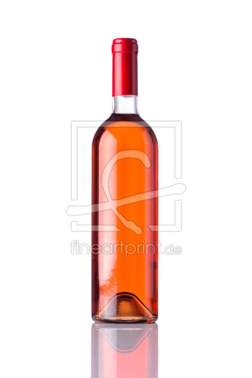 Bild-Nr.: 11911633 Weinflasche Rosewein auf weißem Hintergrund erstellt von xfotostudio