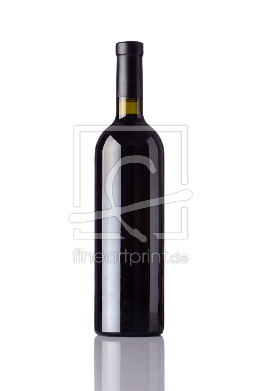 Bild-Nr.: 11911636 Flasche Rotwein auf weißem Hintergrund erstellt von xfotostudio