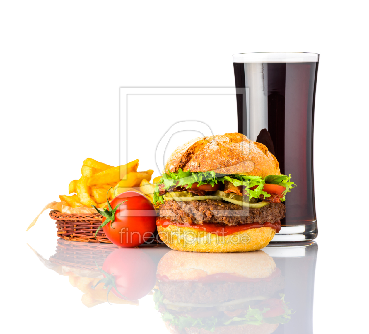 Bild-Nr.: 11912411 Hamburger mit Cola und Pommes erstellt von xfotostudio