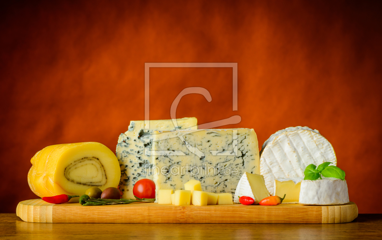 Bild-Nr.: 11915924 Stillleben mit Schimmelkäse erstellt von xfotostudio