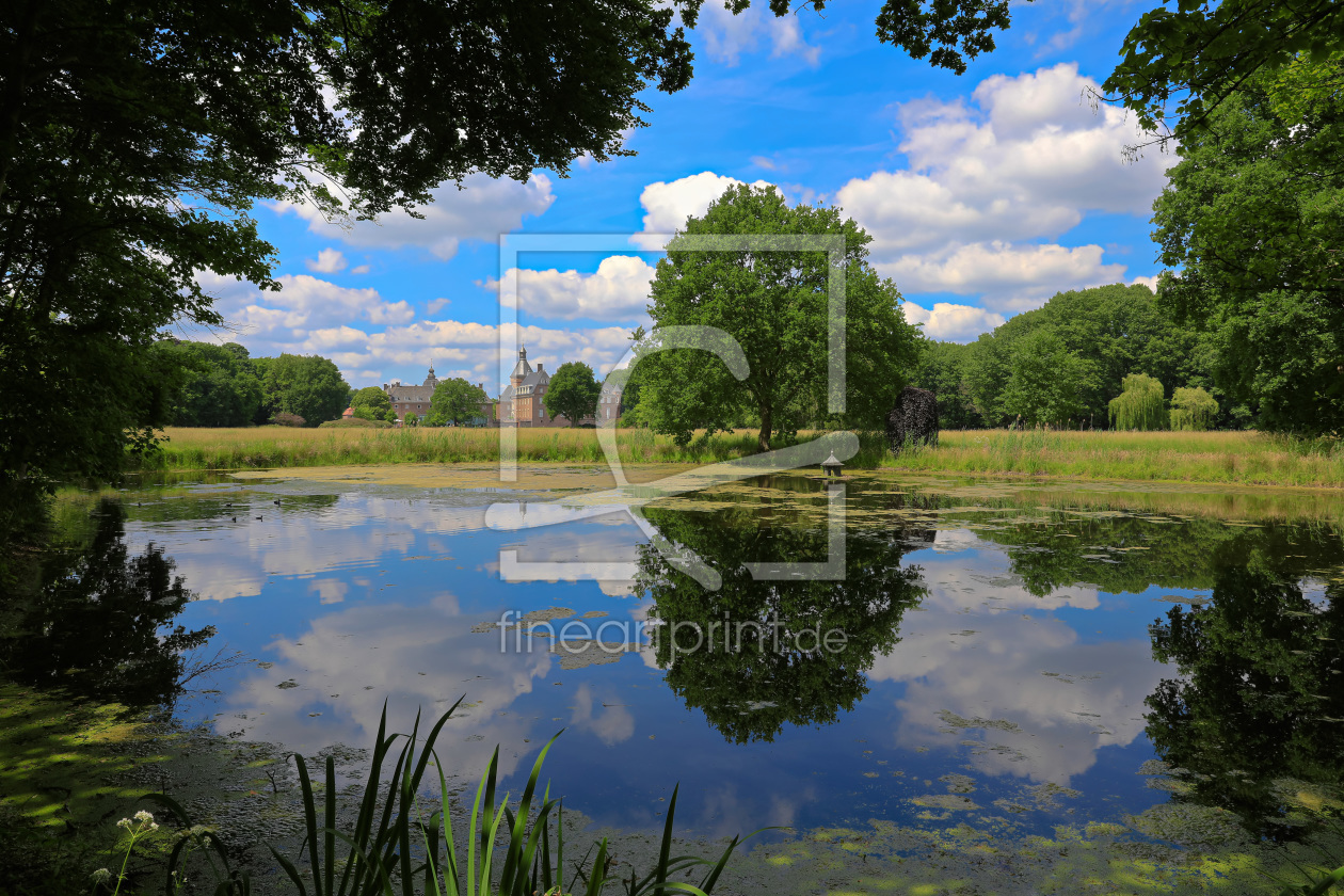 Bild-Nr.: 11918076 Blick zum Schloss erstellt von falconer59