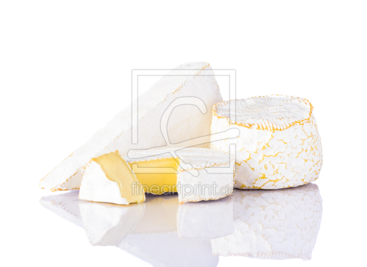 Bild-Nr.: 11919149 Brie und Camembert auf Weißem Hintergrund erstellt von xfotostudio